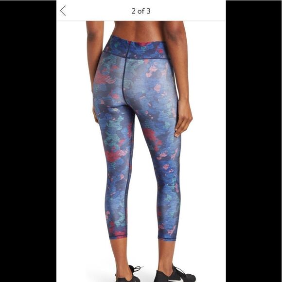 Terez 3” tall band glitter capri elastic banded waist size XL, NWT - Picture 2 of 9